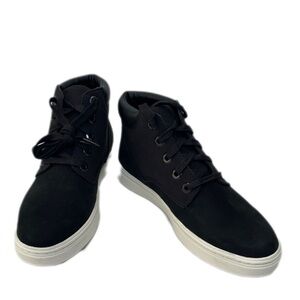 ***NEW*** Timberland | Londyn | Black | Lace Up Chukka | 8.5